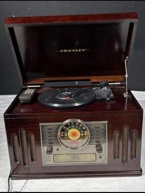 Crosley Vintage-Style Dark Mahogany Record Player and AM/FM Radio
